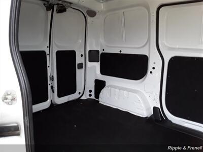 2015 Nissan NV200 S   - Photo 13 - Davenport, IA 52802