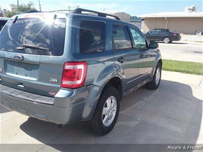 2012 Ford Escape XLT   - Photo 6 - Davenport, IA 52802