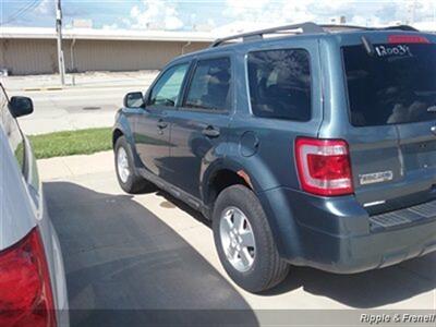 2012 Ford Escape XLT   - Photo 7 - Davenport, IA 52802