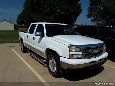 2006 Chevrolet Silverado 1500 LT1 LT1 4dr Crew Cab   - Photo 12 - Davenport, IA 52802