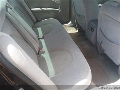 2008 Buick Lucerne CX   - Photo 11 - Davenport, IA 52802