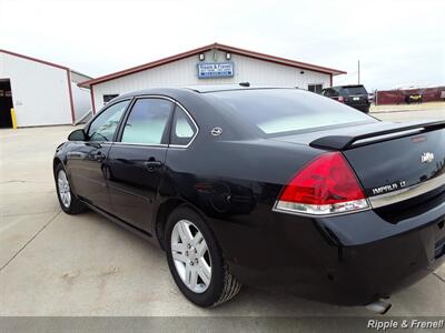 2007 Chevrolet Impala LT   - Photo 8 - Davenport, IA 52802