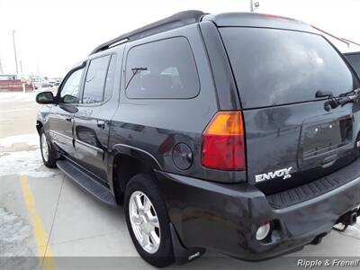 2005 GMC Envoy XL SLE   - Photo 9 - Davenport, IA 52802