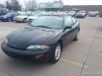 1999 Chevrolet Cavalier   - Photo 4 - Davenport, IA 52802