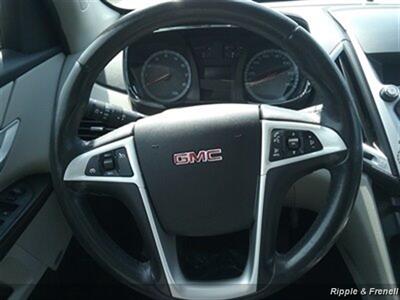 2011 GMC Terrain SLT-1   - Photo 12 - Davenport, IA 52802