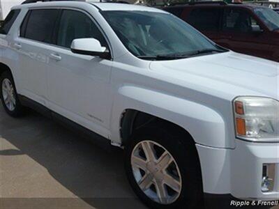 2011 GMC Terrain SLT-1   - Photo 4 - Davenport, IA 52802