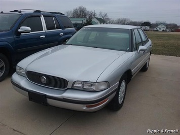 1999 Buick LeSabre Custom   - Photo 1 - Davenport, IA 52802