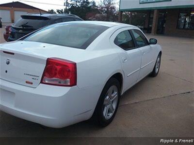 2010 Dodge Charger Police   - Photo 6 - Davenport, IA 52802