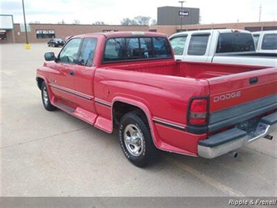 1995 Dodge Ram 1500 ST   - Photo 7 - Davenport, IA 52802