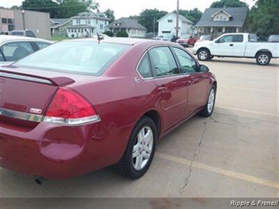 2006 Chevrolet Impala LT   - Photo 6 - Davenport, IA 52802