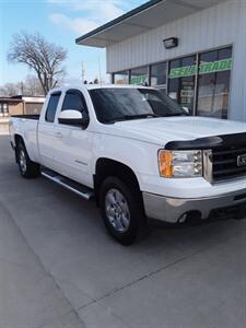 2011 GMC Sierra 1500 SLT   - Photo 4 - Davenport, IA 52802