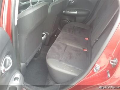 2011 Nissan JUKE SV   - Photo 9 - Davenport, IA 52802