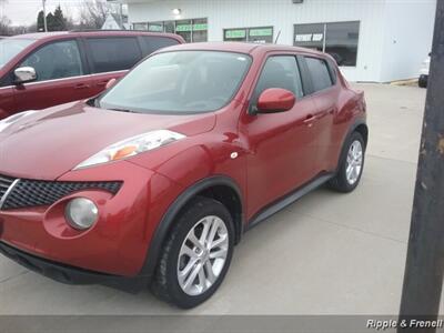 2011 Nissan JUKE SV   - Photo 3 - Davenport, IA 52802