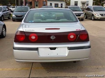 2000 Chevrolet Impala   - Photo 4 - Davenport, IA 52802