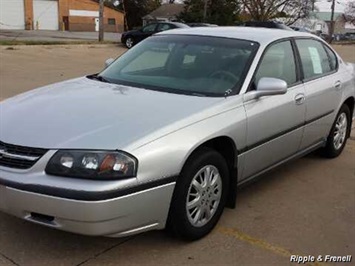 2000 Chevrolet Impala   - Photo 2 - Davenport, IA 52802