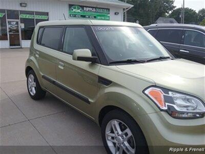 2010 Kia Soul Sport   - Photo 4 - Davenport, IA 52802