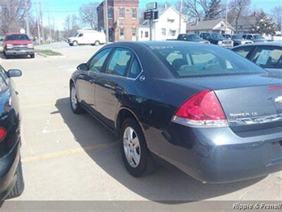 2008 Chevrolet Impala LS   - Photo 7 - Davenport, IA 52802