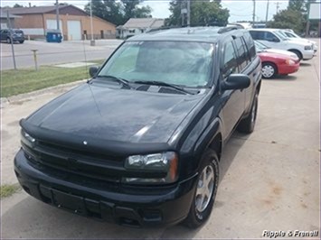 2004 Chevrolet Trailblazer LS   - Photo 1 - Davenport, IA 52802