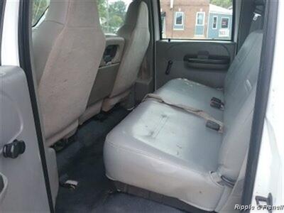 2006 FORD F-450 XLT   - Photo 9 - Davenport, IA 52802