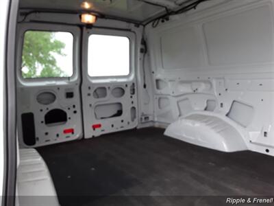 2011 Ford E-250   - Photo 10 - Davenport, IA 52802