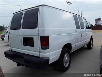 2011 Ford E-250   - Photo 9 - Davenport, IA 52802