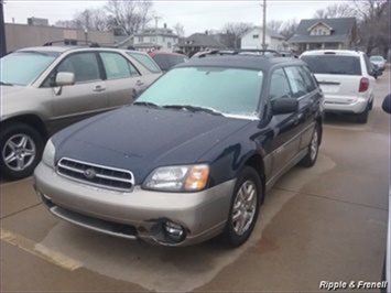 2002 Subaru Outback   - Photo 1 - Davenport, IA 52802