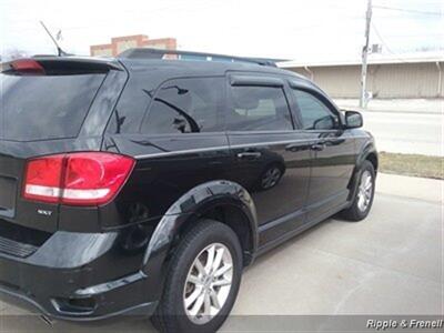 2013 Dodge Journey SXT   - Photo 6 - Davenport, IA 52802