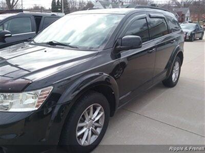 2013 Dodge Journey SXT   - Photo 3 - Davenport, IA 52802