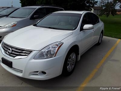 2012 Nissan Altima 2.5   - Photo 3 - Davenport, IA 52802