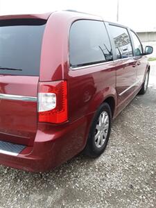 2011 Chrysler Town & Country Touring-L   - Photo 6 - Davenport, IA 52802