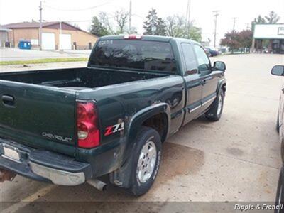 2005 Chevrolet Silverado 1500 Z71 4dr Extended Cab Z71   - Photo 6 - Davenport, IA 52802