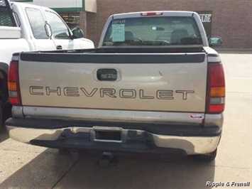 2002 Chevrolet Silverado 1500   - Photo 4 - Davenport, IA 52802