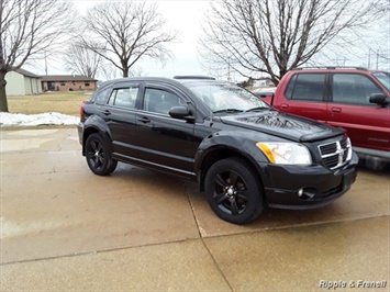 2011 Dodge Caliber SXT   - Photo 7 - Davenport, IA 52802