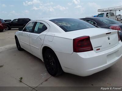 2006 Dodge Charger SE   - Photo 4 - Davenport, IA 52802