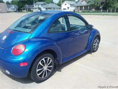 2004 Volkswagen Beetle GL - Photo 6 - Davenport, IA 52802