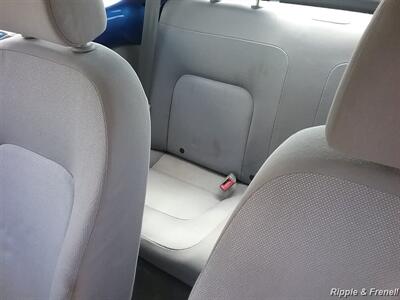 2004 Volkswagen Beetle GL - Photo 11 - Davenport, IA 52802