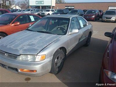 1997 Honda Accord Special Edition   - Photo 3 - Davenport, IA 52802