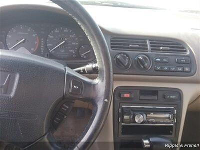 1997 Honda Accord Special Edition   - Photo 9 - Davenport, IA 52802