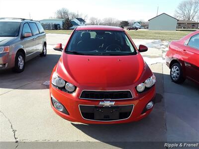 2013 Chevrolet Sonic LT Auto   - Photo 1 - Davenport, IA 52802