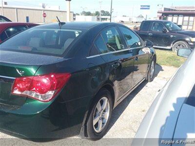 2014 Chevrolet Cruze 1LT Auto   - Photo 6 - Davenport, IA 52802