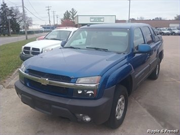 2004 Chevrolet Avalanche 1500 4dr 1500   - Photo 3 - Davenport, IA 52802