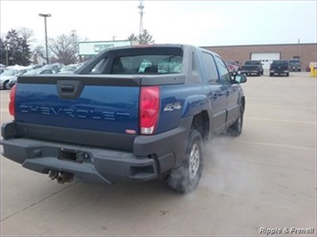 2004 Chevrolet Avalanche 1500 4dr 1500   - Photo 7 - Davenport, IA 52802