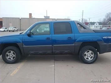 2004 Chevrolet Avalanche 1500 4dr 1500   - Photo 9 - Davenport, IA 52802