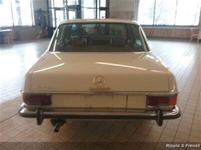 1973 Mercedes-Benz 280   - Photo 5 - Davenport, IA 52802