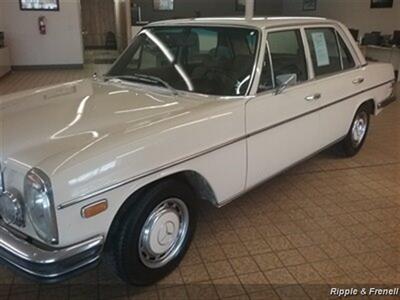 1973 Mercedes-Benz 280   - Photo 3 - Davenport, IA 52802