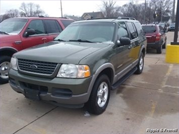 2002 Ford Explorer XLT 4dr XLT   - Photo 1 - Davenport, IA 52802