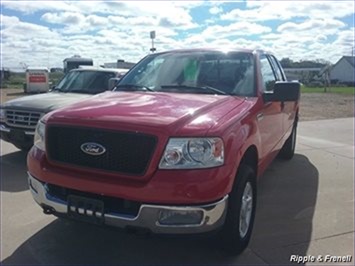 2004 Ford F-150 XL 4dr SuperCab XL   - Photo 1 - Davenport, IA 52802