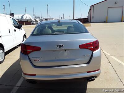2012 Kia Optima EX   - Photo 8 - Davenport, IA 52802