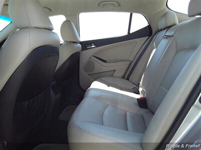 2012 Kia Optima EX   - Photo 6 - Davenport, IA 52802