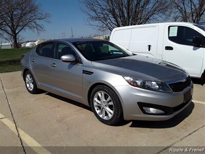 2012 Kia Optima EX   - Photo 12 - Davenport, IA 52802